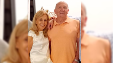 Una mujer denunció la desaparición de sus padres, un hombre de 75 años y una mujer de 72, vistos por última vez el domingo por la noche al retirarse del camping de ASIMRA, en San Nicolás. Una mujer denunció la desaparición de sus padres, un hombre de 75 años y una mujer de 72, vistos por última vez el domingo por la noche al retirarse del camping de ASIMRA, en San Nicolás.