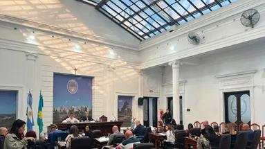 El HCD de San Nicolás celebra hoy, jueves 9 de abril, la tercera sesión ordinaria del corriente periodo legislativo. El HCD de San Nicolás celebra hoy, jueves 9 de abril, la tercera sesión ordinaria del corriente periodo legislativo.