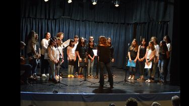 Ultimo concierto del año del Coro Municipal de Niños y Jóvenes. Ultimo concierto del año del Coro Municipal de Niños y Jóvenes.