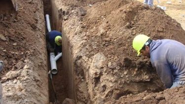 San Nicolás es una de las ciudades con mayor y mejor extensión de los servicios públicos de agua corriente y cloacas. San Nicolás es una de las ciudades con mayor y mejor extensión de los servicios públicos de agua corriente y cloacas.