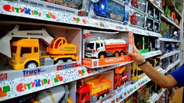 economia: la camara del juguete adelanta un escenario critico para las fiestas economia: la camara del juguete adelanta un escenario critico para las fiestas