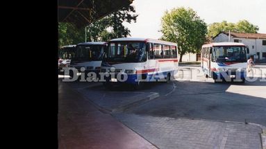 Una vez más el Municipio realizará un esfuerzo importante para que el domingo haya colectivos gratuitos para ir a votar. (LA OPINION)