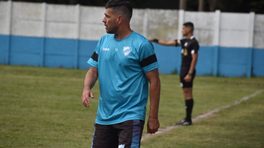 Con un posteo en sus redes sociales, el Club Atlético Paraná confirmó la continuidad de Fernando Stagnari como entrenador de cara a la temporada 2026. Con un posteo en sus redes sociales, el Club Atlético Paraná confirmó la continuidad de Fernando Stagnari como entrenador de cara a la temporada 2026.