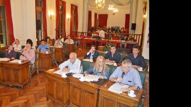 En la sesión del 12 de mayo, los ediles por unanimidad, aprobaron el proyecto presentando por el Foro de Mujeres. (LA OPINION)