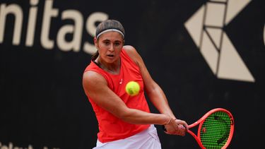 Julia Riera superó la primera ronda mostrando carácter en los momentos clave del partido.