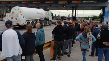 autopista pilar pergamino: vecinos decidieron retomar todas las acciones en paraje larena autopista pilar pergamino: vecinos decidieron retomar todas las acciones en paraje larena