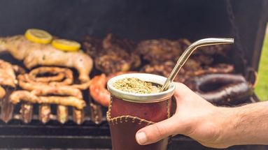 La gastronomía argentina se consagró, principalmente, gracias a la excelencia de su carne. La gastronomía argentina se consagró, principalmente, gracias a la excelencia de su carne.