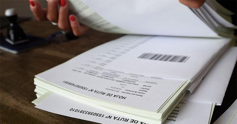 El Ministerio de Educación comenzó a implementar el nuevo Sistema Federal de Títulos Digital que elimina su emisión en papel para los certificados de estudios completos de la educación secundaria y superior de todo el país.