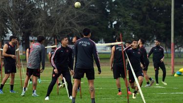 Douglas Haig afrontará ante su gente el primer examen en la Segunda Fase. Douglas Haig afrontará ante su gente el primer examen en la Segunda Fase.