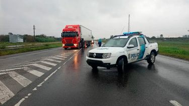 Denuncian a policías por presunto robo de 20 millones de pesos durante un control vial en San Pedro Denuncian a policías por presunto robo de 20 millones de pesos durante un control vial en San Pedro