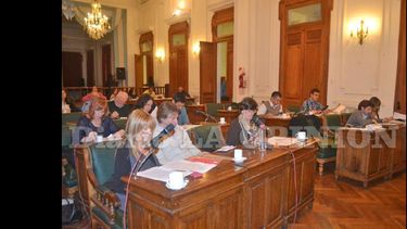 La sesión fue la undécima del año y se advirtieron varias ausencias. (LA OPINION)