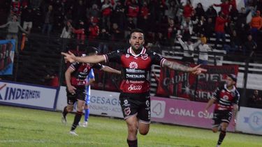 Douglas Haig golpeó en el partido de ida y buscará sellar la clasificación en Monte Maíz. Douglas Haig golpeó en el partido de ida y buscará sellar la clasificación en Monte Maíz.