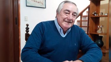 Omar Antonetti, en la intimidad de su hogar recibió a LA OPINION. Omar Antonetti, en la intimidad de su hogar recibió a LA OPINION.