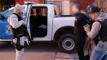 Prefectura detuvo a un asesino buscado intensamente en Zárate tras un allanamiento exitoso Prefectura detuvo a un asesino buscado intensamente en Zárate tras un allanamiento exitoso