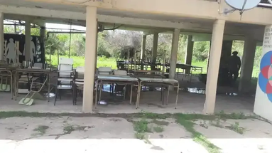 Alumnos de una escuela de Baradero llevan más de 100 días sin clases por el deterioro del edificio: No se entiende Alumnos de una escuela de Baradero llevan más de 100 días sin clases por el deterioro del edificio: No se entiende