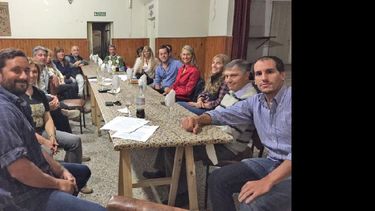 Integrantes del grupo de trabajo del macrismo se reúnen semanalmente para analizar diferentes áreas. (PRO)
