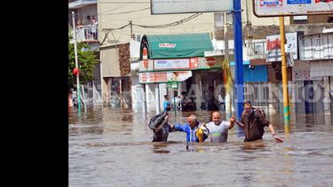 La lluvia de Navidad inundó  varios sectores de Pergamino