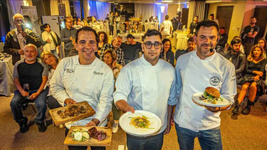 Este encuentro gastronómico propone acompañar con los sentidos bien despiertos el inicio de un nuevo invierno en la cordillera. Este encuentro gastronómico propone acompañar con los sentidos bien despiertos el inicio de un nuevo invierno en la cordillera.