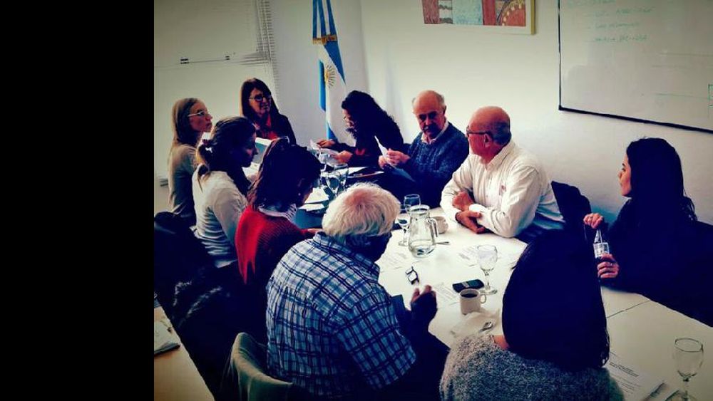 La reunión tuvo lugar en la sede de Monteagudo 2772. (LA OPINION)