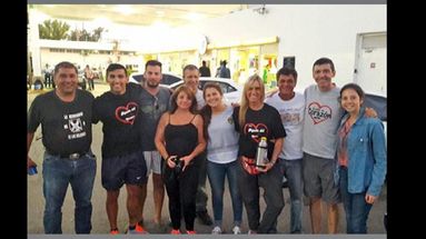 Un grupo de 10 personas participó de la visita a Miraflores, en el Impenetrable Chaqueño.  (AYUDA DEL CORAZON)