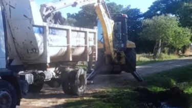 El Municipio de San Pedro profundiza su programa de mantenimiento y mejora de la infraestructura urbana en las diversas localidades del distrito, a través de un esquema de trabajo articulado entre la Secretaría de Desarrollo Económico y la Secretaría de Servicios Públicos. El Municipio de San Pedro profundiza su programa de mantenimiento y mejora de la infraestructura urbana en las diversas localidades del distrito, a través de un esquema de trabajo articulado entre la Secretaría de Desarrollo Económico y la Secretaría de Servicios Públicos.