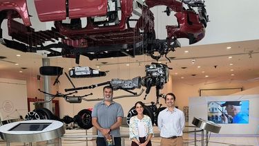 El Municipio de Zárate brindó una capacitación sobre comunidad Sorda y Lengua de Señas Argentina en Toyota. El Municipio de Zárate brindó una capacitación sobre comunidad Sorda y Lengua de Señas Argentina en Toyota.