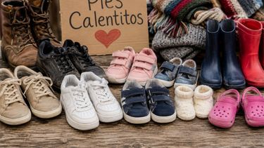 “¿Sabías que hay muchos niños, adolescentes y adultos sin calzados?”, expresan los promotores de Pies calentitos. “¿Sabías que hay muchos niños, adolescentes y adultos sin calzados?”, expresan los promotores de Pies calentitos.