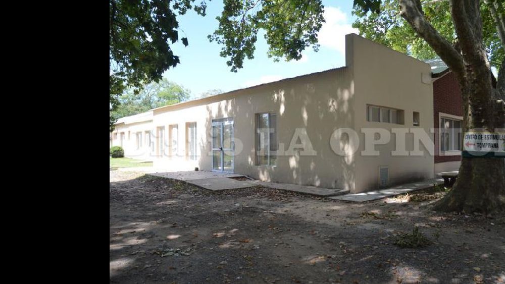 El servicio se instalará en el pabellón donde funcionaba la vieja escuela de Enfermería Luciano Becerra. (LA OPINION)