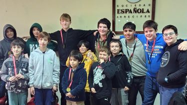 La delegación de la UPAAC que representó al ajedrez de Pergamino en Arrecifes.