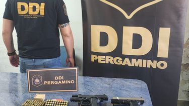 secuestraron un arsenal de armas de fuego en la vivienda de un sujeto denunciado por violencia de genero secuestraron un arsenal de armas de fuego en la vivienda de un sujeto denunciado por violencia de genero