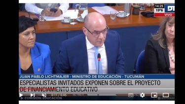 La Comisión de Educación recibió a académicos, especialistas, y funcionarios. La Comisión de Educación recibió a académicos, especialistas, y funcionarios.
