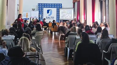 En el Salón Blanco Municipal se llevaron adelante dos encuentros de capacitación destinados a promover el buen trato hacia niños, niñas y adolescentes. En el Salón Blanco Municipal se llevaron adelante dos encuentros de capacitación destinados a promover el buen trato hacia niños, niñas y adolescentes.