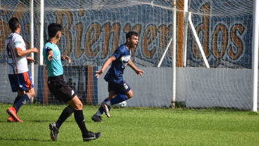 Derrota de Regatas ante San Martín y Social alcanzó a Defensores en el Clausura de la Liga Nicoleña de Futbol. Derrota de Regatas ante San Martín y Social alcanzó a Defensores en el Clausura de la Liga Nicoleña de Futbol.