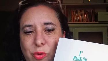 El certamen, que distinguió dos textos de la escritora zarateña Luciana Fernández Blanco, tuvo su cierre días atrás en la ciudad de Mar del Plata, donde se realizó la presentación del nuevo libro que reúne las cartas seleccionadas entre las ganadoras y finalistas. El certamen, que distinguió dos textos de la escritora zarateña Luciana Fernández Blanco, tuvo su cierre días atrás en la ciudad de Mar del Plata, donde se realizó la presentación del nuevo libro que reúne las cartas seleccionadas entre las ganadoras y finalistas.