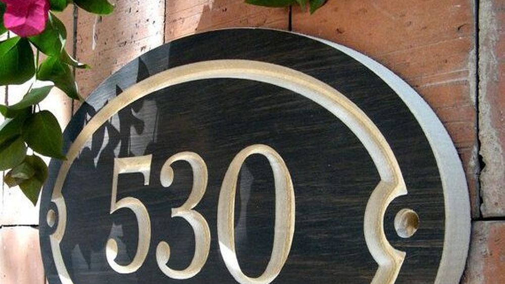 La normativa pergaminense responde a la necesidad de que cada vivienda cuente con una identificación clara que permita su correcta individualización