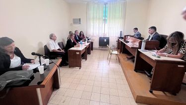 En el Juzgado Correccional 2 de Pergamino se desarrolló el juicio oral por la denuncia iniciada por Héctor, el hermano damnificado. En el Juzgado Correccional 2 de Pergamino se desarrolló el juicio oral por la denuncia iniciada por Héctor, el hermano damnificado.