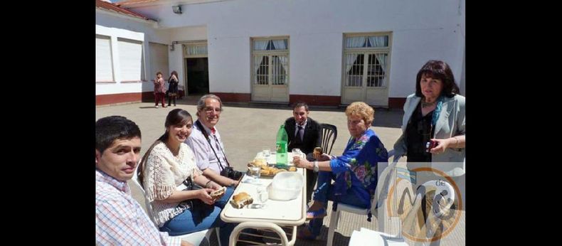 Iván Agüero, Marian Lobo Heredia y Rodolfo Lobo Molas de Catamarca; Pablo Teixidó, Rosalía Bojanich y Marta Siciliano. (FIESTA DE LA POESIA)