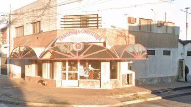 Encuentran al dueño de una panadería sin vida en San Nicolás. Investigan posible homicidio. Encuentran al dueño de una panadería sin vida en San Nicolás. Investigan posible homicidio.