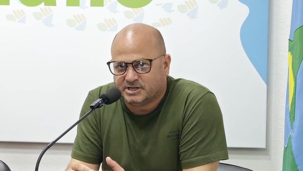 El conflicto entre el gobierno municipal y la Federación Agraria Argentina filial Villa Ramallo escaló en los últimos días tras un duro intercambio de declaraciones que dejó al descubierto no solo el deterioro de los caminos rurales, sino también una marcada falta de diálogo institucional. El conflicto entre el gobierno municipal y la Federación Agraria Argentina filial Villa Ramallo escaló en los últimos días tras un duro intercambio de declaraciones que dejó al descubierto no solo el deterioro de los caminos rurales, sino también una marcada falta de diálogo institucional.