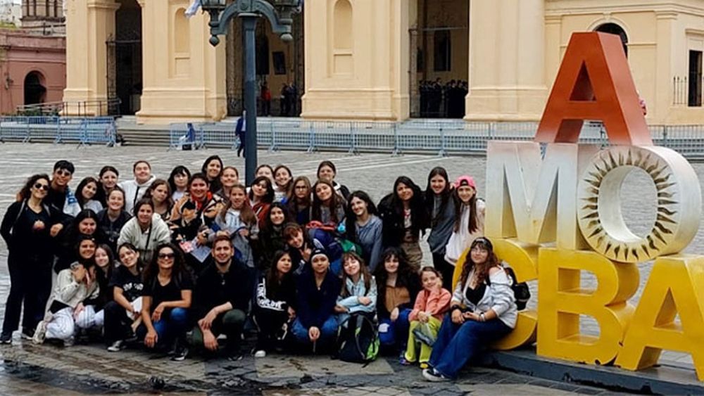 Los integrantes del Coro Municipal de Niños y Jóvenes lograron cumplir los objetivos planteados que incluyeron un concierto en la Iglesia del Pilar, de la Capital cordobesa.