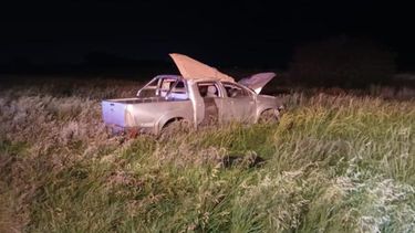 El teléfono celular fue recuperado de la escena del fatal siniestro vial y los familiares no lo recuperaron entre las pertenencias que les reintegraron tras finalizar todo el procedimiento policial.