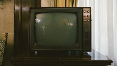 Las redes sociales dejaron de ser un espacio de conversación y se transformaron en una programación infinita. Televisión Las redes sociales dejaron de ser un espacio de conversación y se transformaron en una programación infinita. Televisión