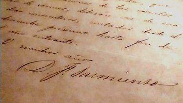 La carta tiene 169 años y fue descubierta por el equipo del Museo Paleontológico de San Pedro. Entonces, Sarmiento era Jefe del Departamento de Escuelas. La carta tiene 169 años y fue descubierta por el equipo del Museo Paleontológico de San Pedro. Entonces, Sarmiento era Jefe del Departamento de Escuelas.