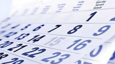 El asueto alcanza exclusivamente al personal de la Administración Pública Nacional, es decir, a los organismos que dependen del Estado nacional. El asueto alcanza exclusivamente al personal de la Administración Pública Nacional, es decir, a los organismos que dependen del Estado nacional.