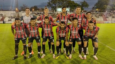 El rojinegro, con un cambio en la formación titular, buscará volver al triunfo tras la derrota en Paraná. El rojinegro, con un cambio en la formación titular, buscará volver al triunfo tras la derrota en Paraná.