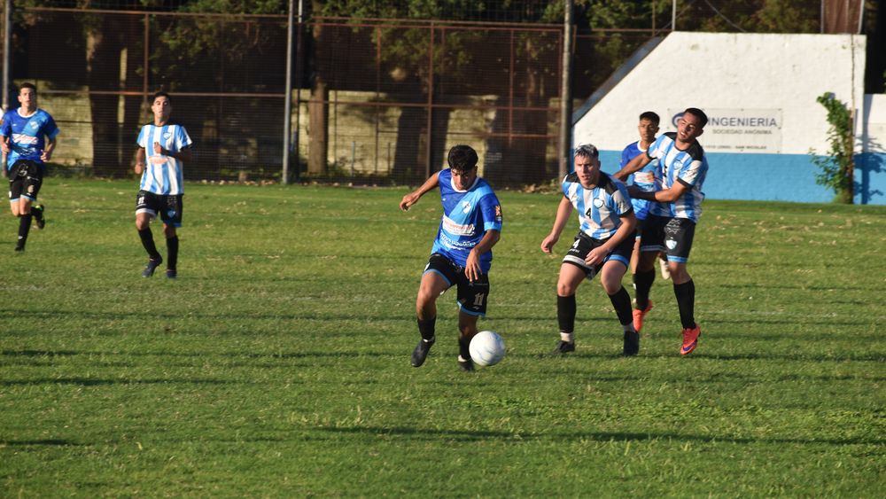 Este viernes se pondrá en marcha el Torneo Apertura. La jornada se abrirá con el duelo que protagonizarán Conesa y Belgrano a las 20:00, realizándose la inauguración del campeonato que lleva el nombre de “Jorge Piaggio”. Este viernes se pondrá en marcha el Torneo Apertura. La jornada se abrirá con el duelo que protagonizarán Conesa y Belgrano a las 20:00, realizándose la inauguración del campeonato que lleva el nombre de “Jorge Piaggio”.