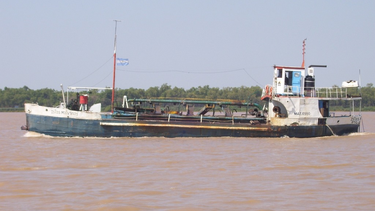La medición del nivel del Río Paraná en San Nicolás realizada por Prefectura Naval arrojó este lunes un registro de 0,63 metros, el más bajo del año. De acuerdo al Instituto Nacional del Agua (INA), el río Paraná en el tramo argentino-paraguayo se encuentra en la clasificación «Aguas bajas/mediasbajas». La medición del nivel del Río Paraná en San Nicolás realizada por Prefectura Naval arrojó este lunes un registro de 0,63 metros, el más bajo del año. De acuerdo al Instituto Nacional del Agua (INA), el río Paraná en el tramo argentino-paraguayo se encuentra en la clasificación «Aguas bajas/mediasbajas».