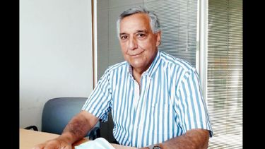 Carlos Laguía, en la intimidad de una charla con LA OPINION. (LA OPINION) Carlos Laguía, en la intimidad de una charla con LA OPINION. (LA OPINION)