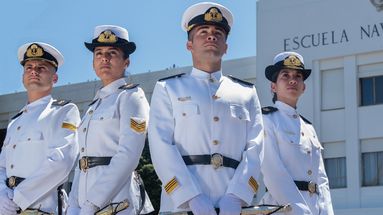 La carrera es de cinco años y tiene una formación integral para reforzar la fuerza naval de nuestro país.