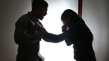 La violencia de género en el noviazgo incrementa su incidencia en las estadísticas delictivas. La violencia de género en el noviazgo incrementa su incidencia en las estadísticas delictivas.